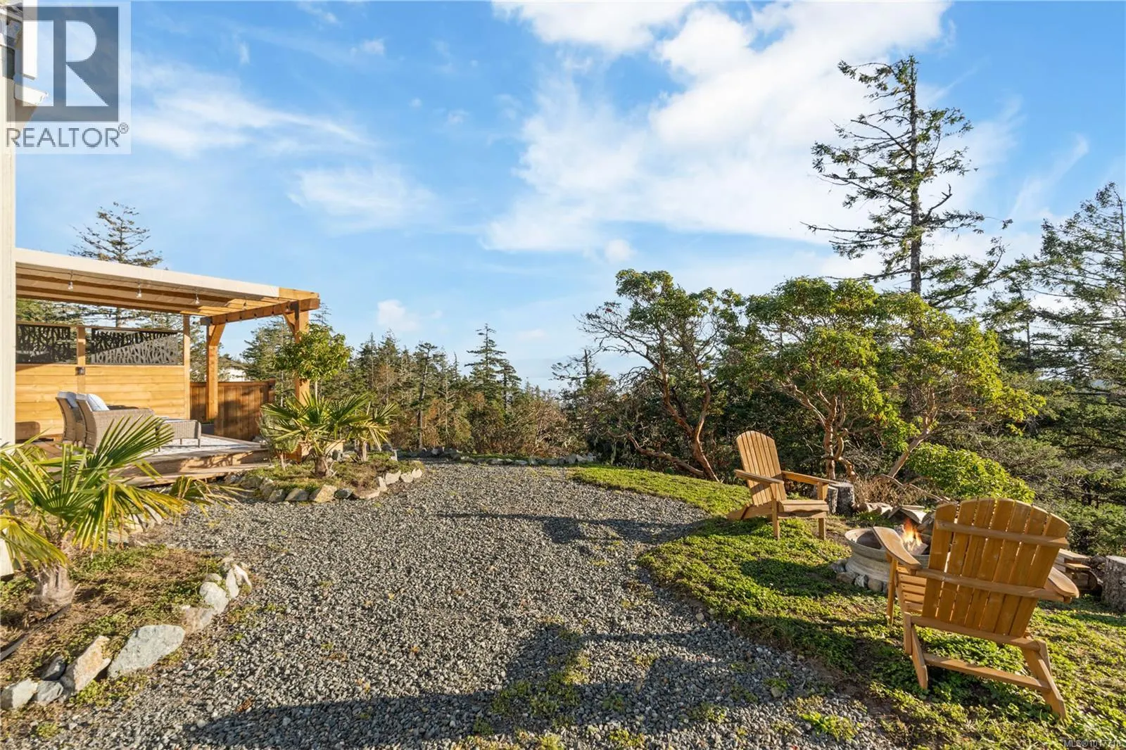D 5280 East Sooke Rd