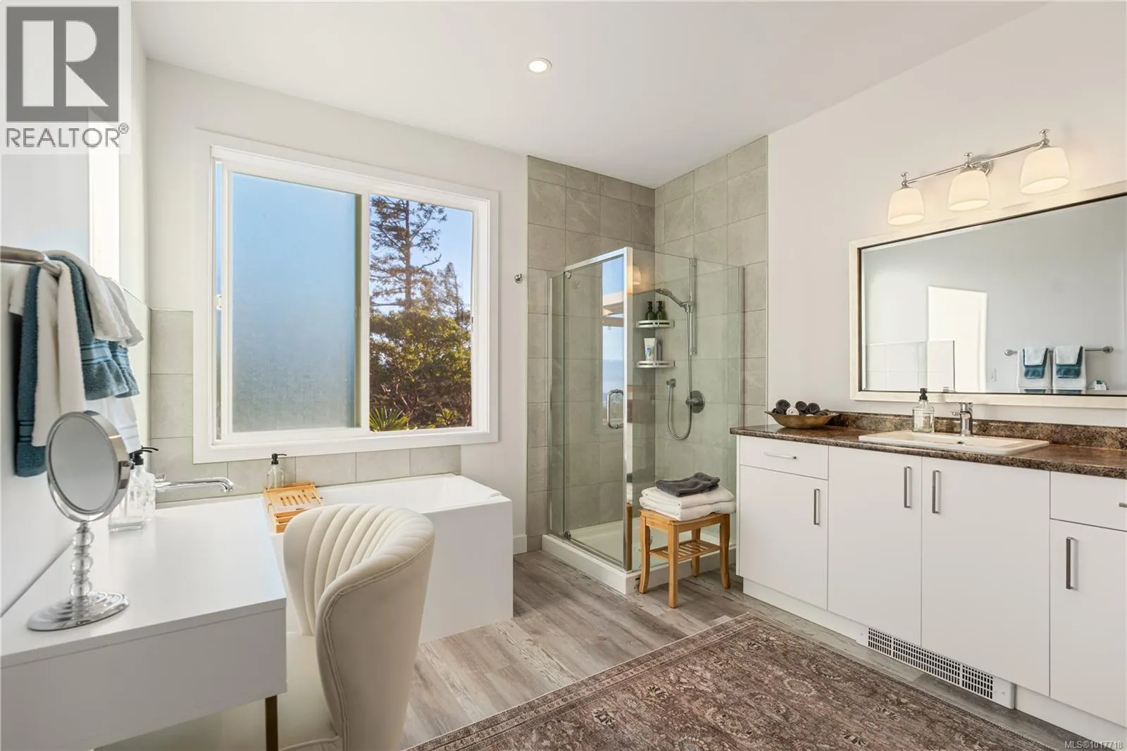 D 5280 East Sooke Rd