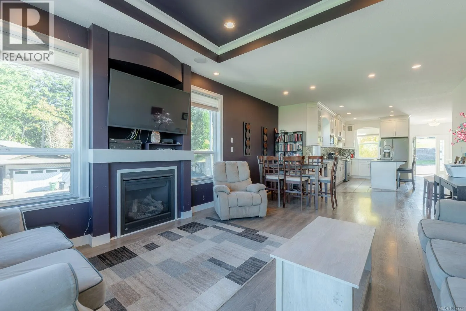 2204 BELWOOD Rd