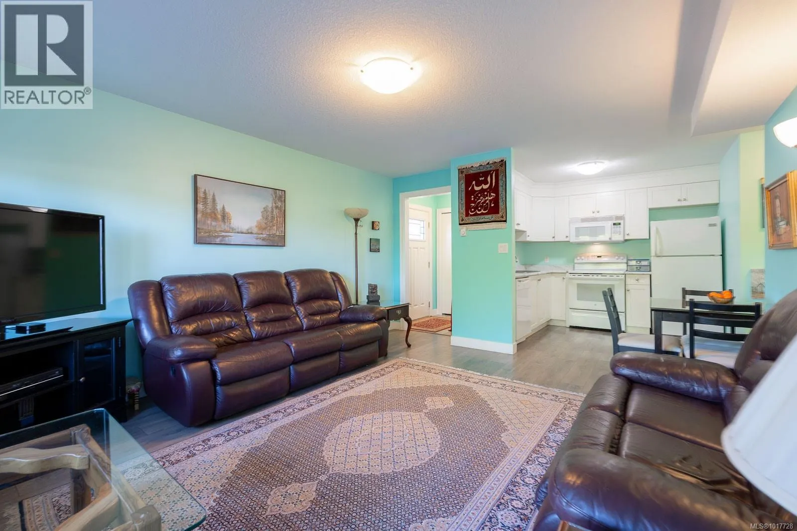 2204 BELWOOD Rd