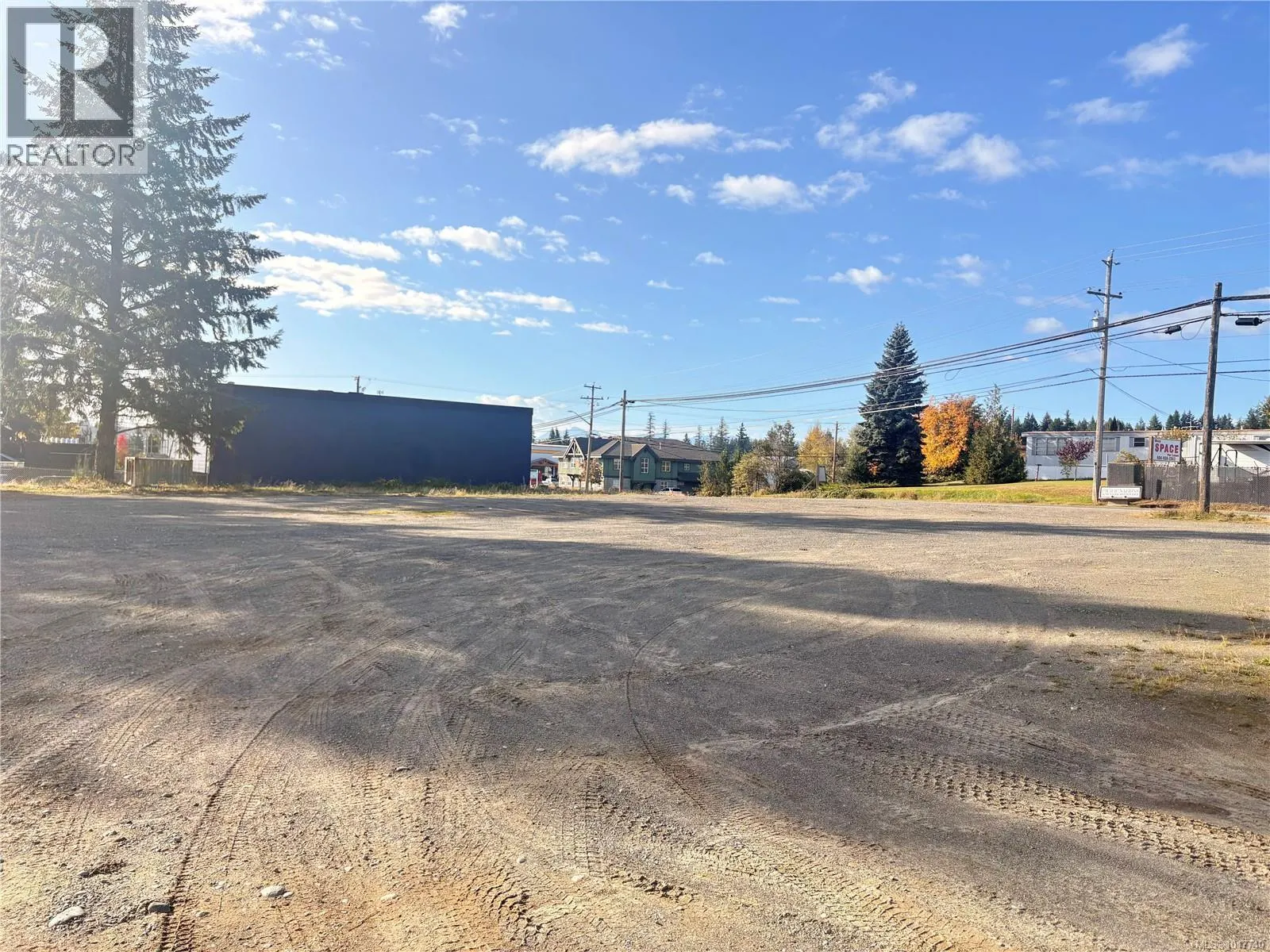 1687 Perth Rd