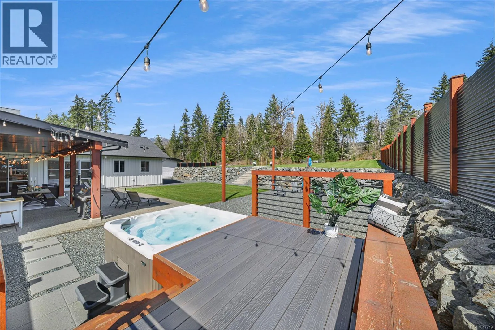 6345 Karen Pl