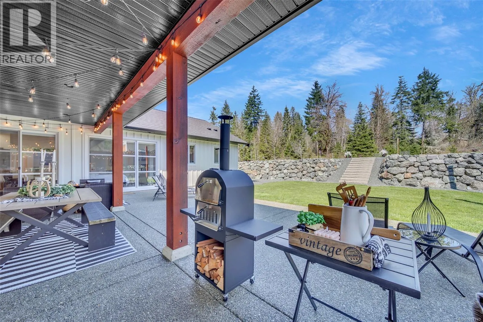 6345 Karen Pl