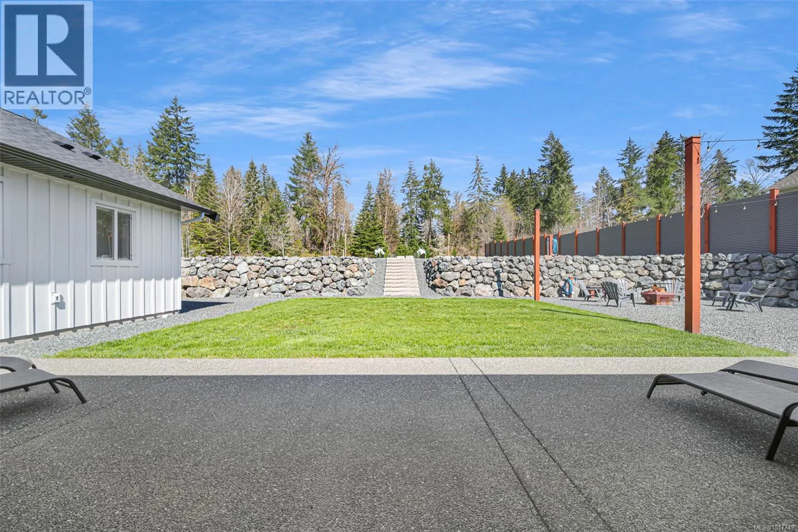 6345 Karen Pl