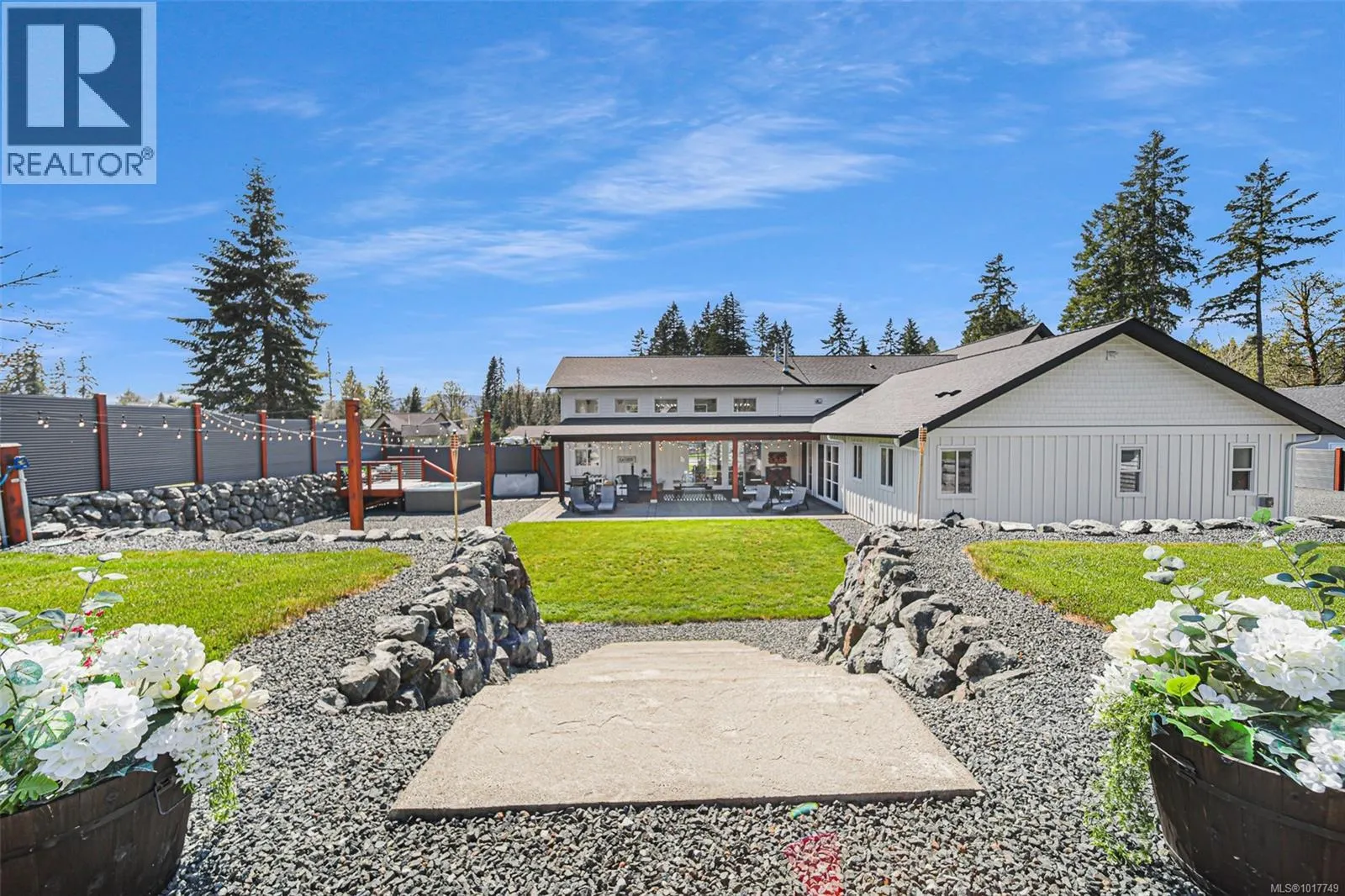 6345 Karen Pl