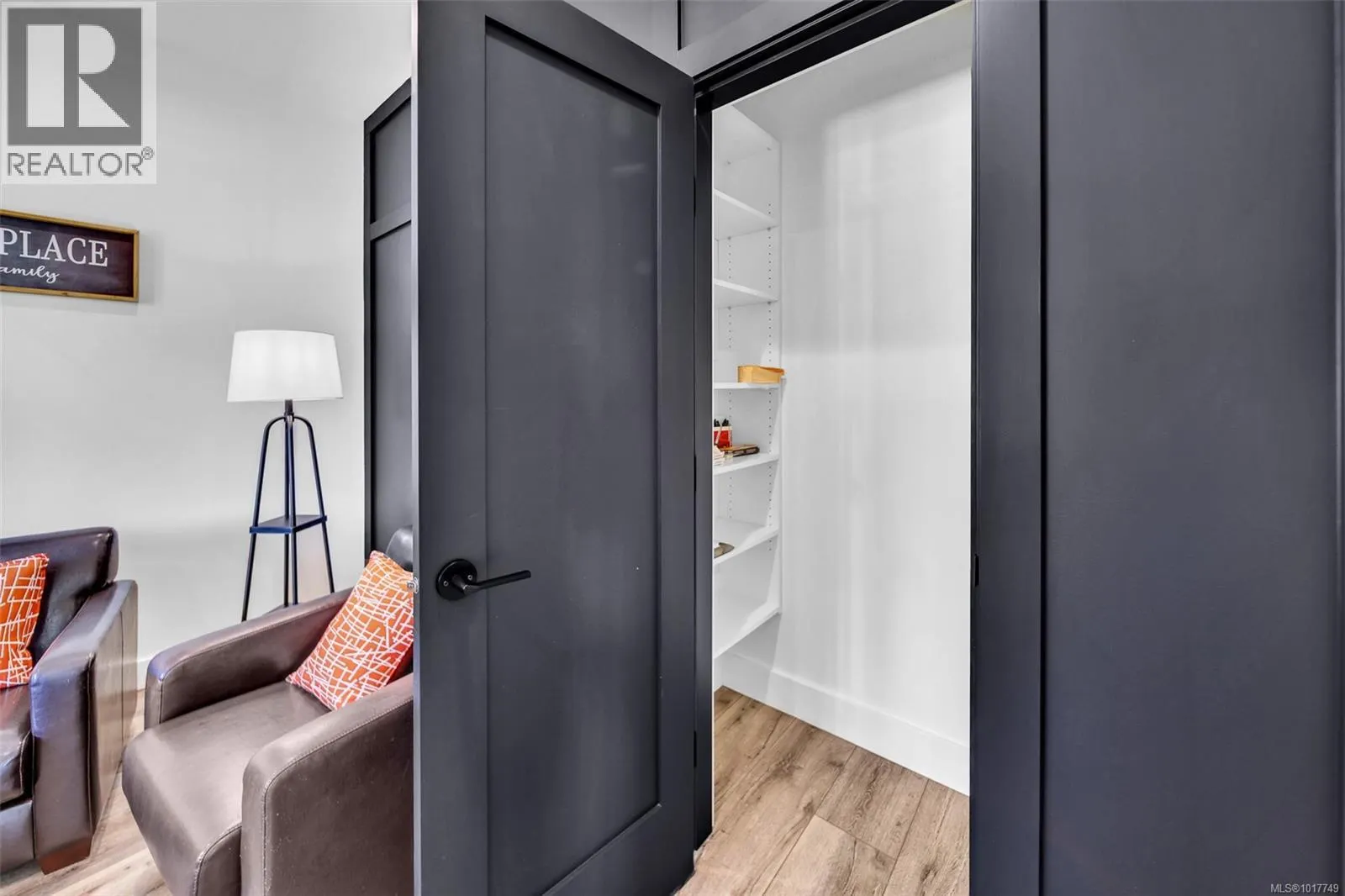 6345 Karen Pl