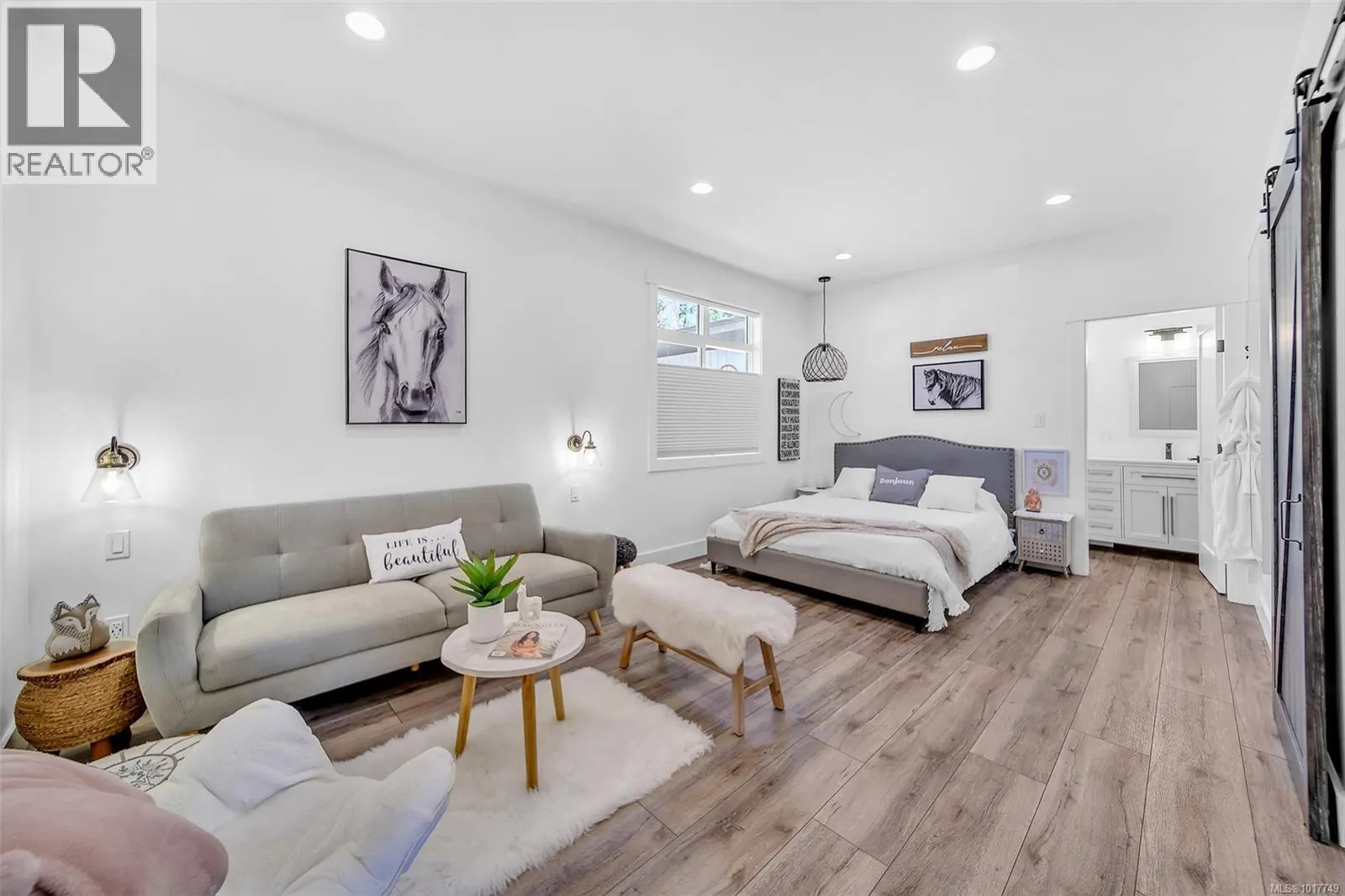 6345 Karen Pl