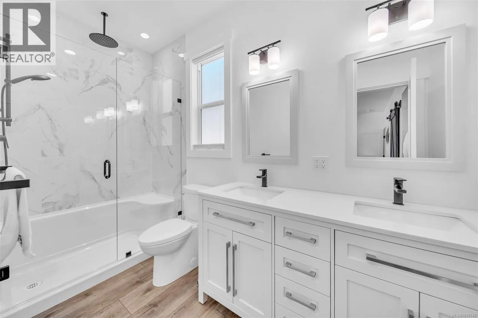6345 Karen Pl