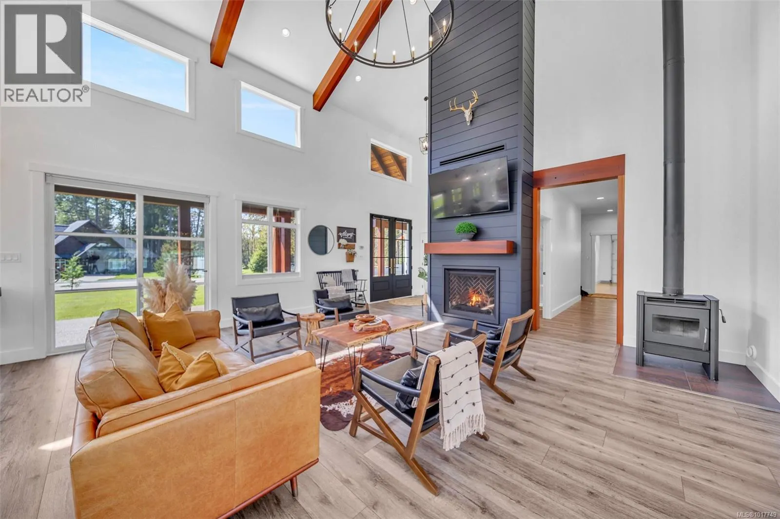 6345 Karen Pl