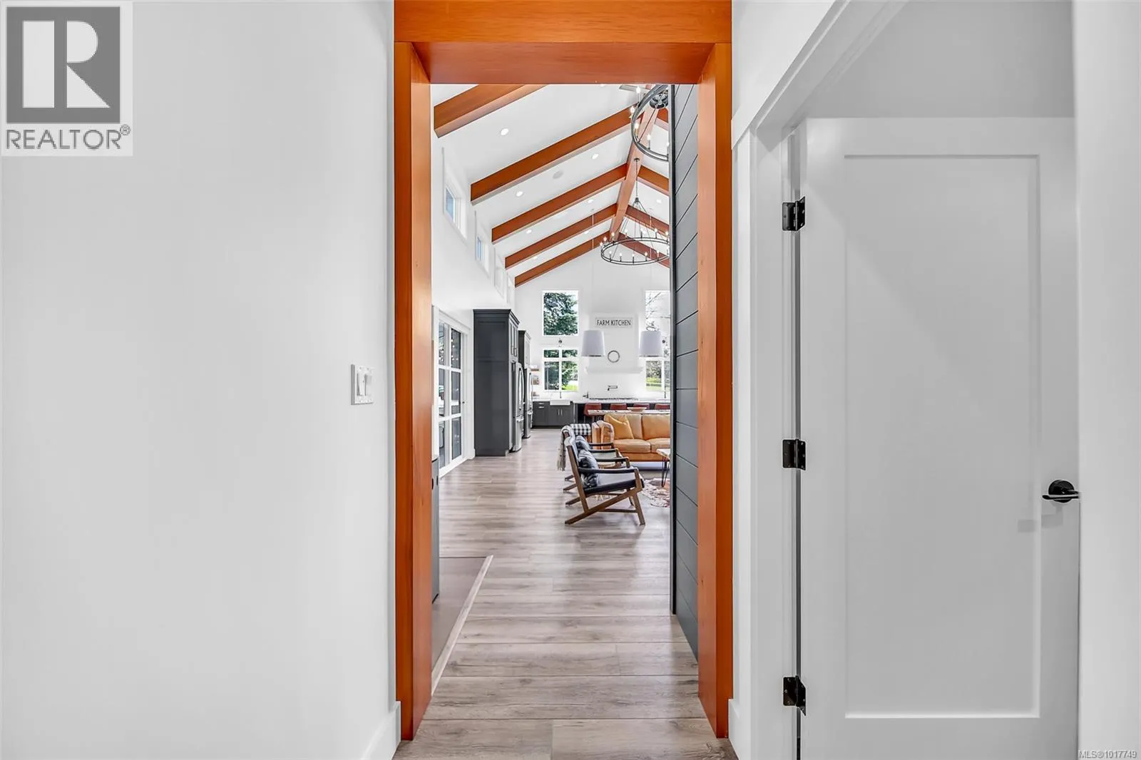 6345 Karen Pl