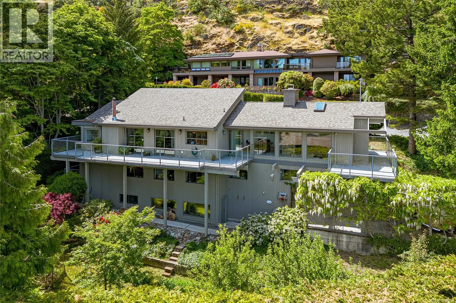 4689 Boulderwood Dr