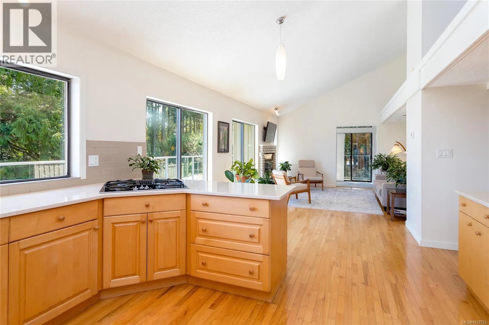 4689 Boulderwood Dr