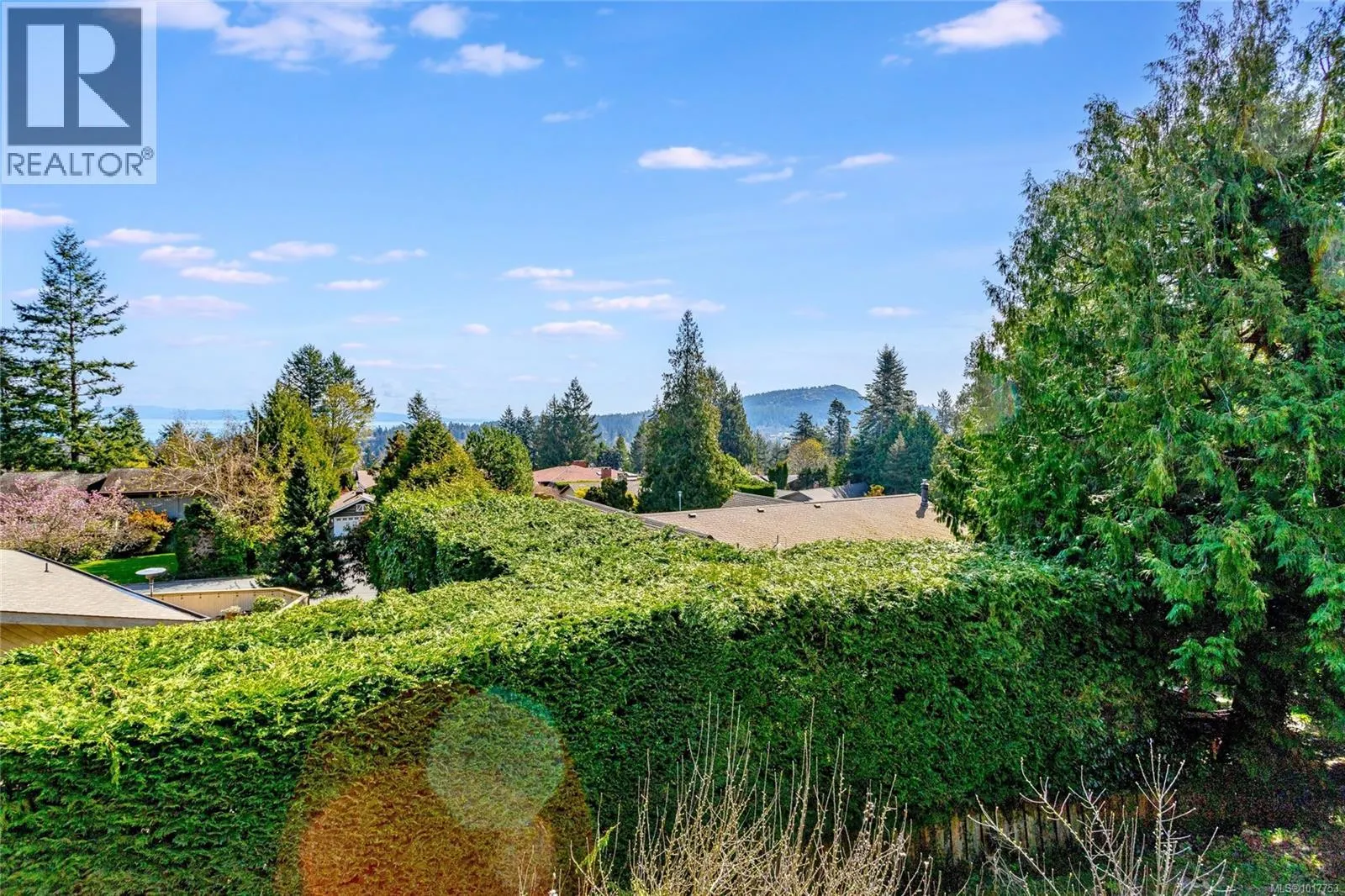 4689 Boulderwood Dr