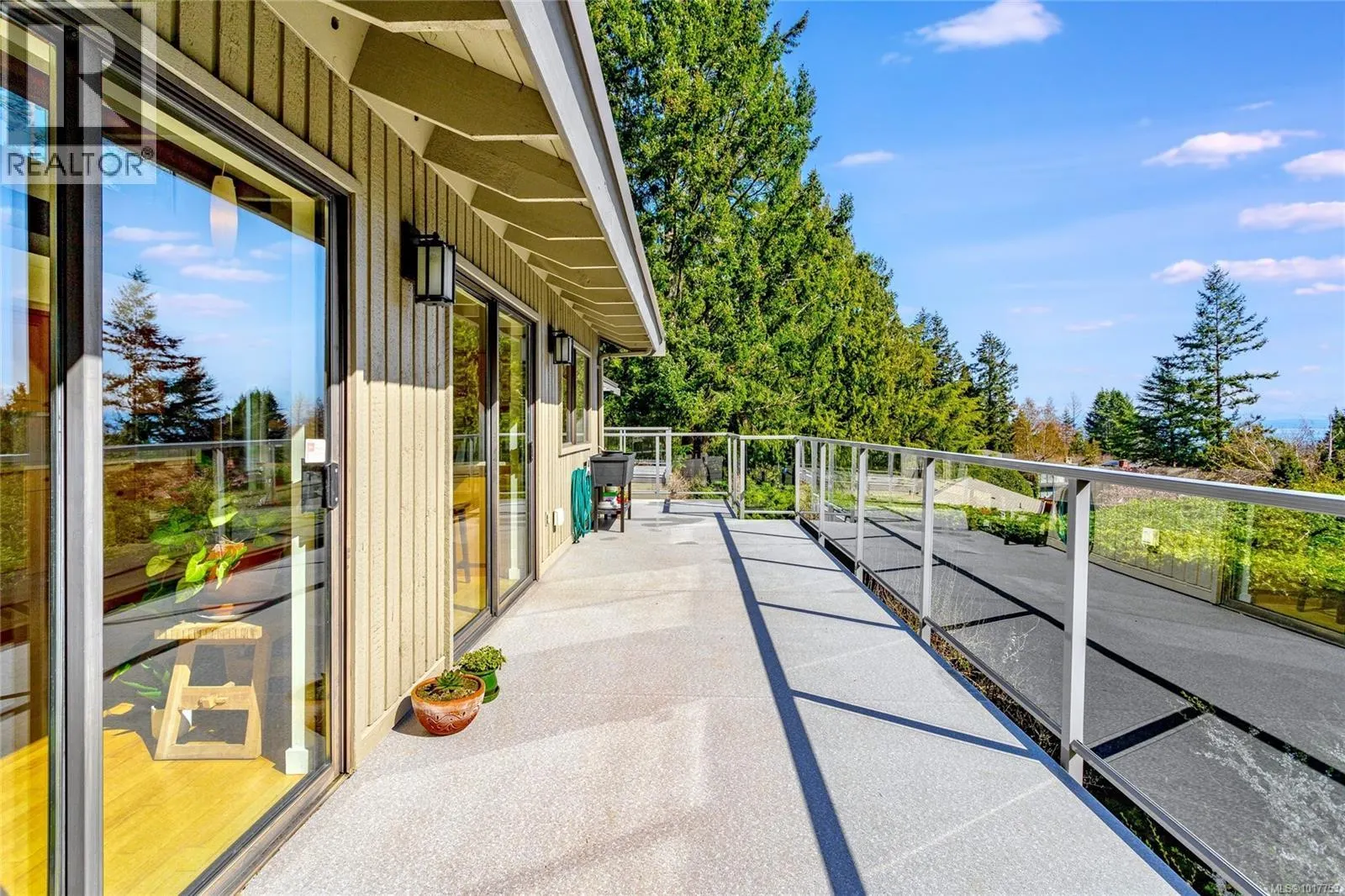 4689 Boulderwood Dr
