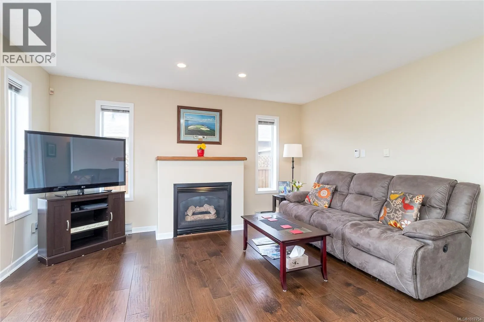 639 Eagle Tree Close