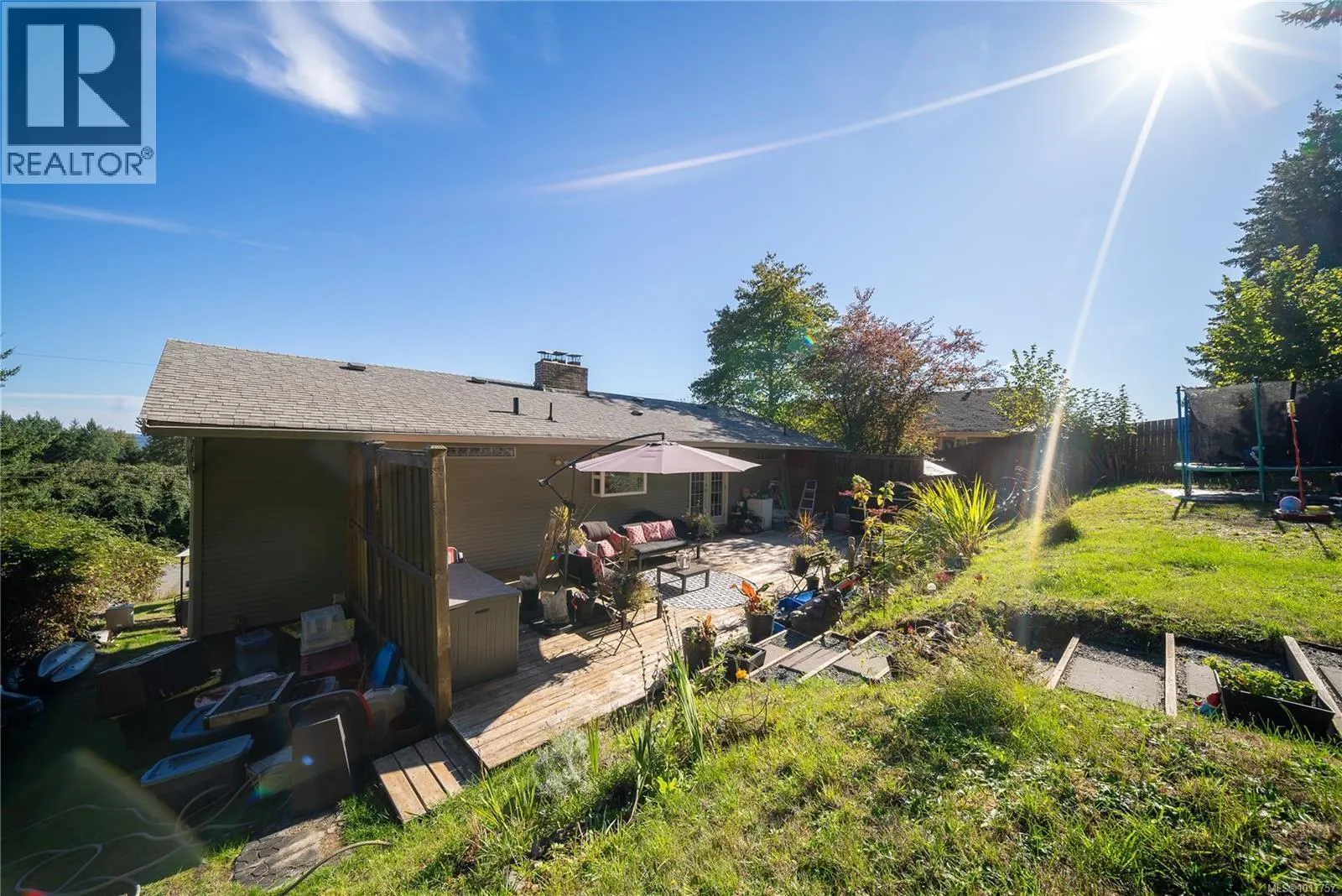 713 Dogwood Rd