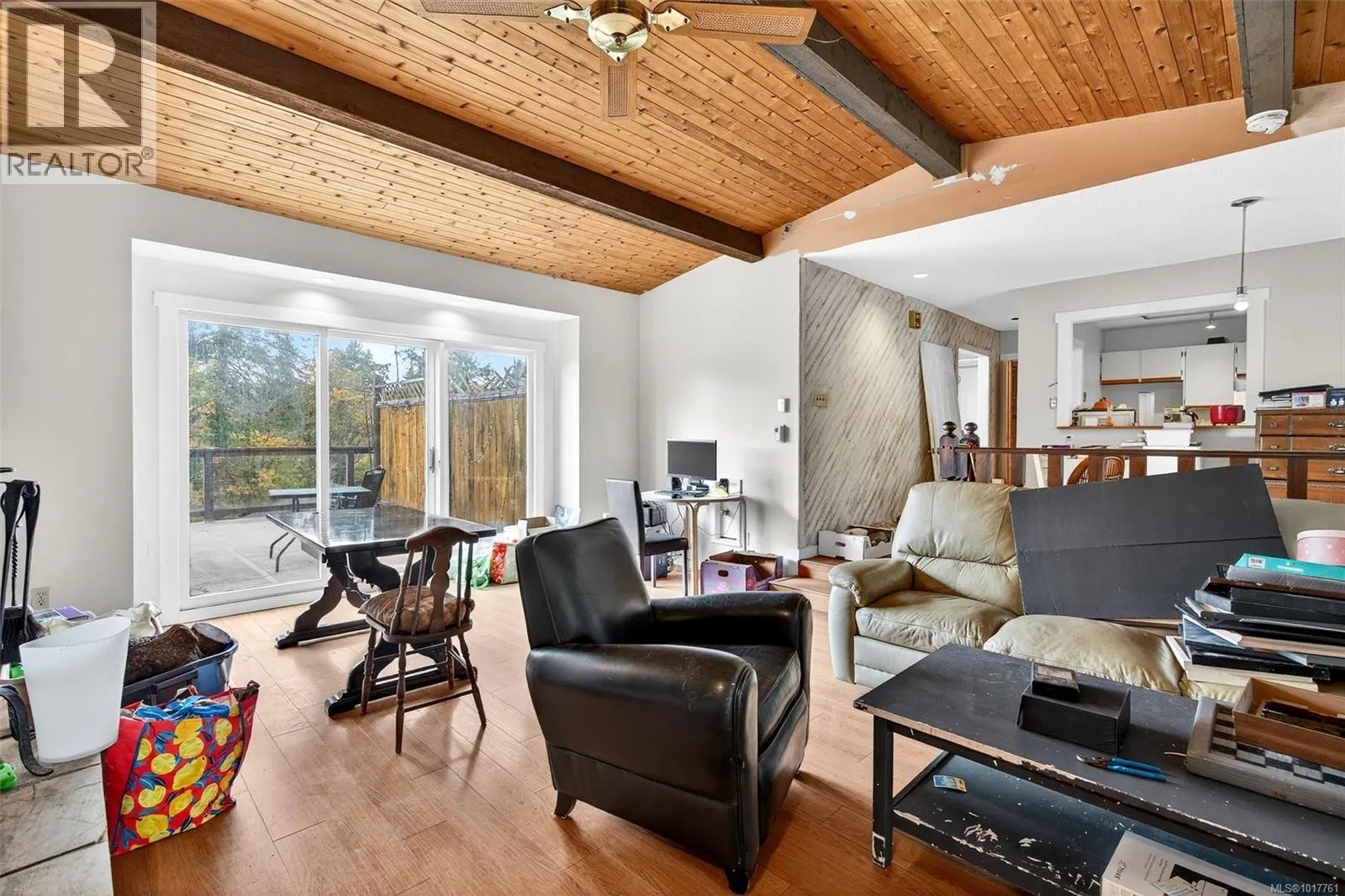 2486 Jeanine Dr