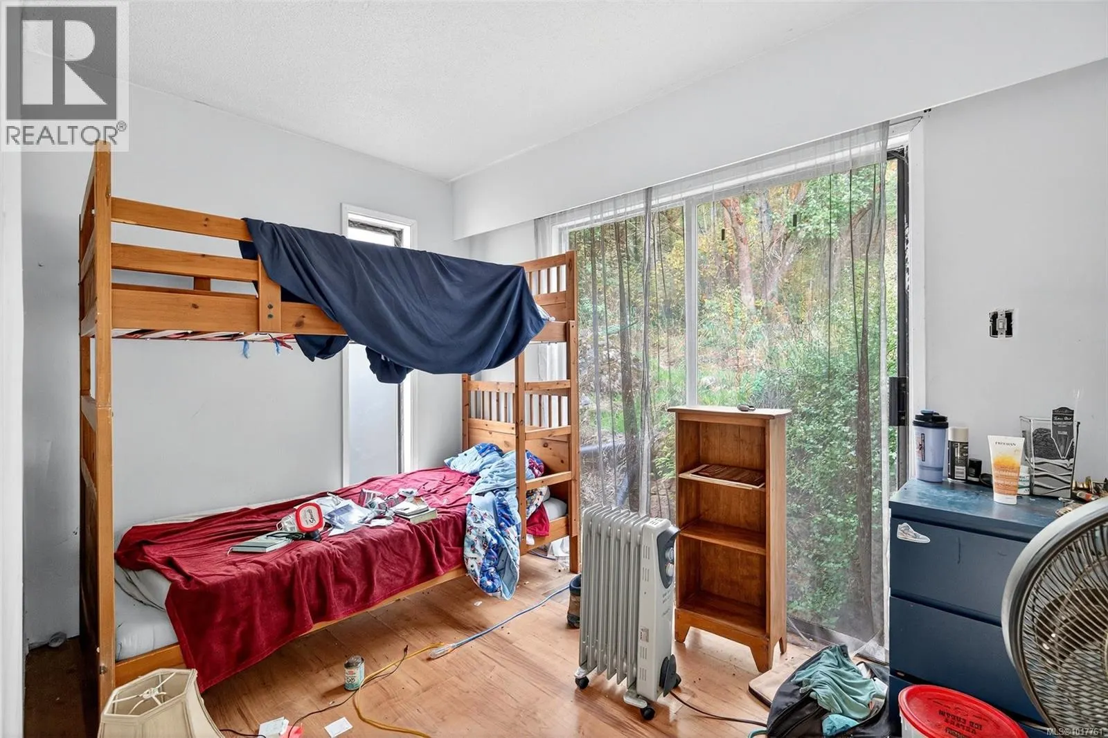 2486 Jeanine Dr