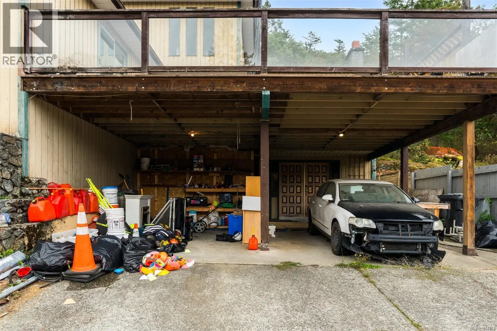 2486 Jeanine Dr