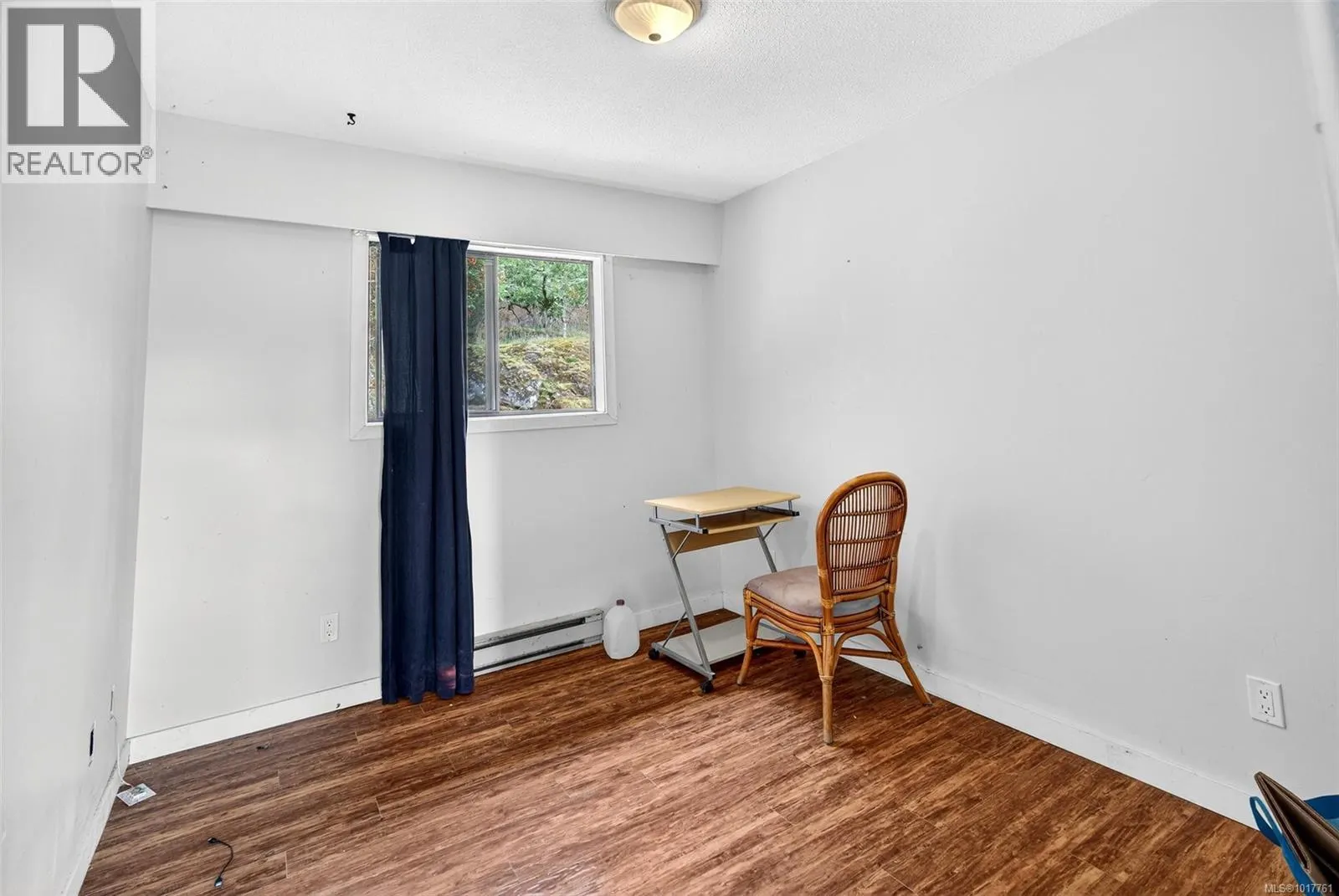 2486 Jeanine Dr