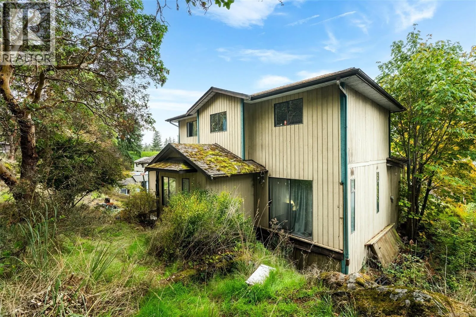 2486 Jeanine Dr