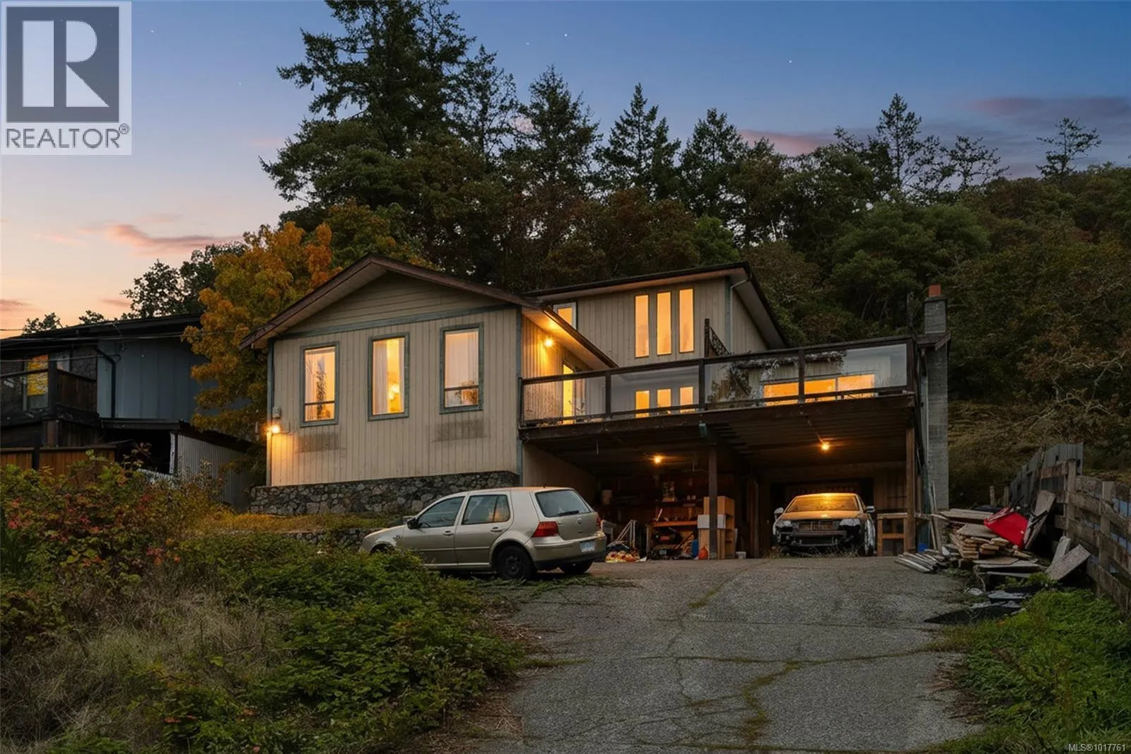 2486 Jeanine Dr
