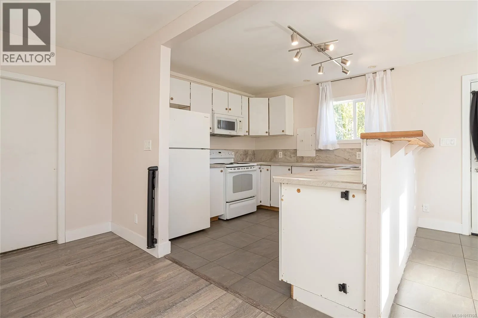 444 Hamilton Ave