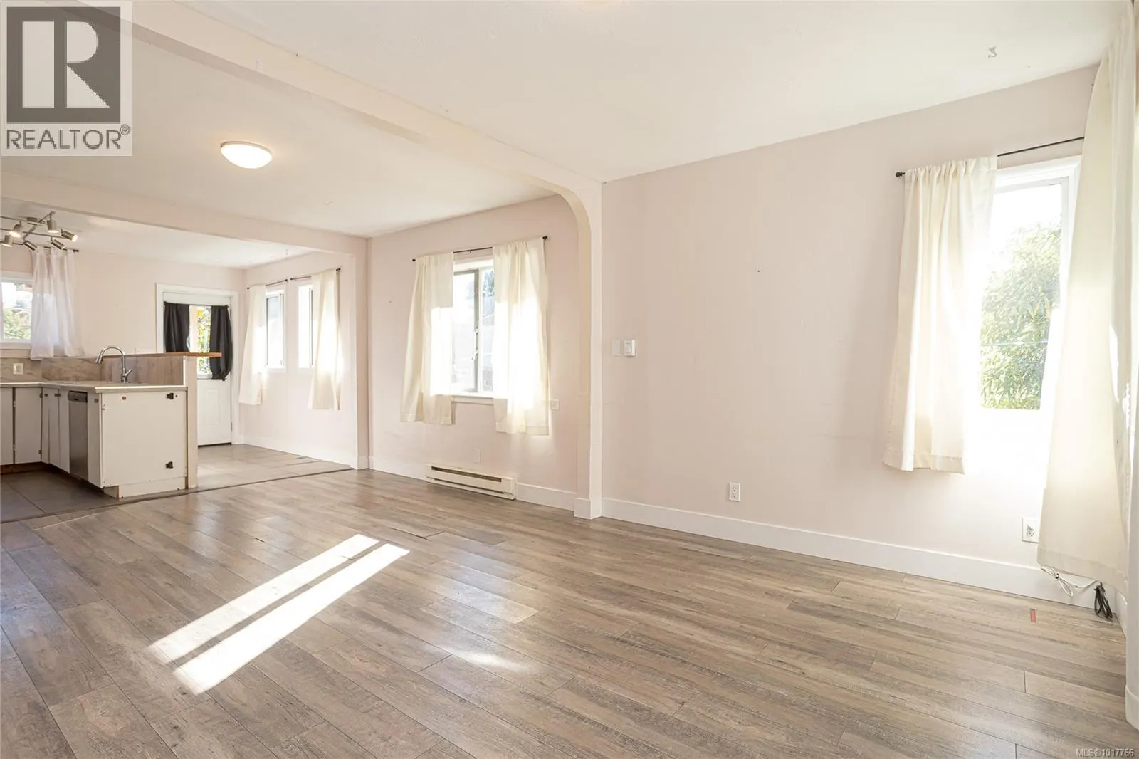 444 Hamilton Ave