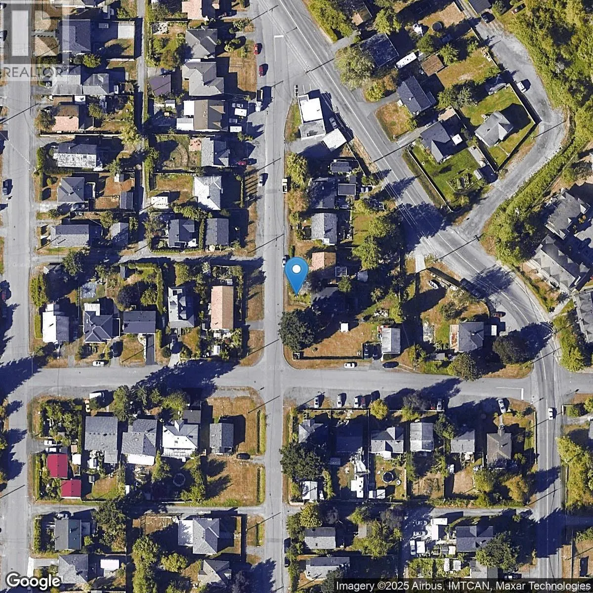 444 Hamilton Ave