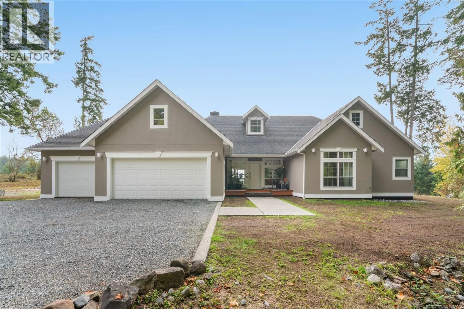 2715 Yellow Point Rd