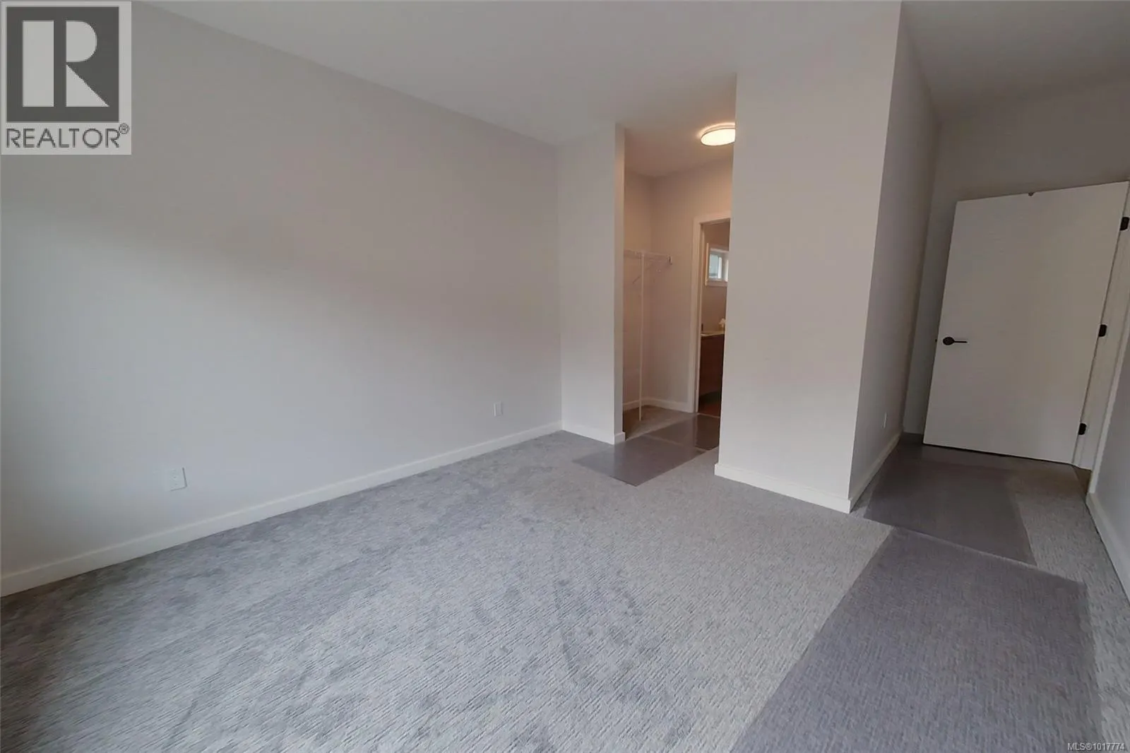 103-B 3590 16th Ave