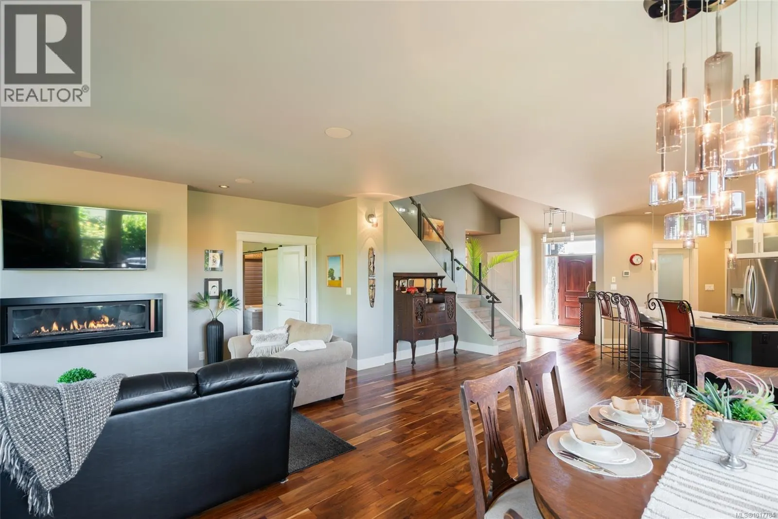 3172 Royal Vista Way