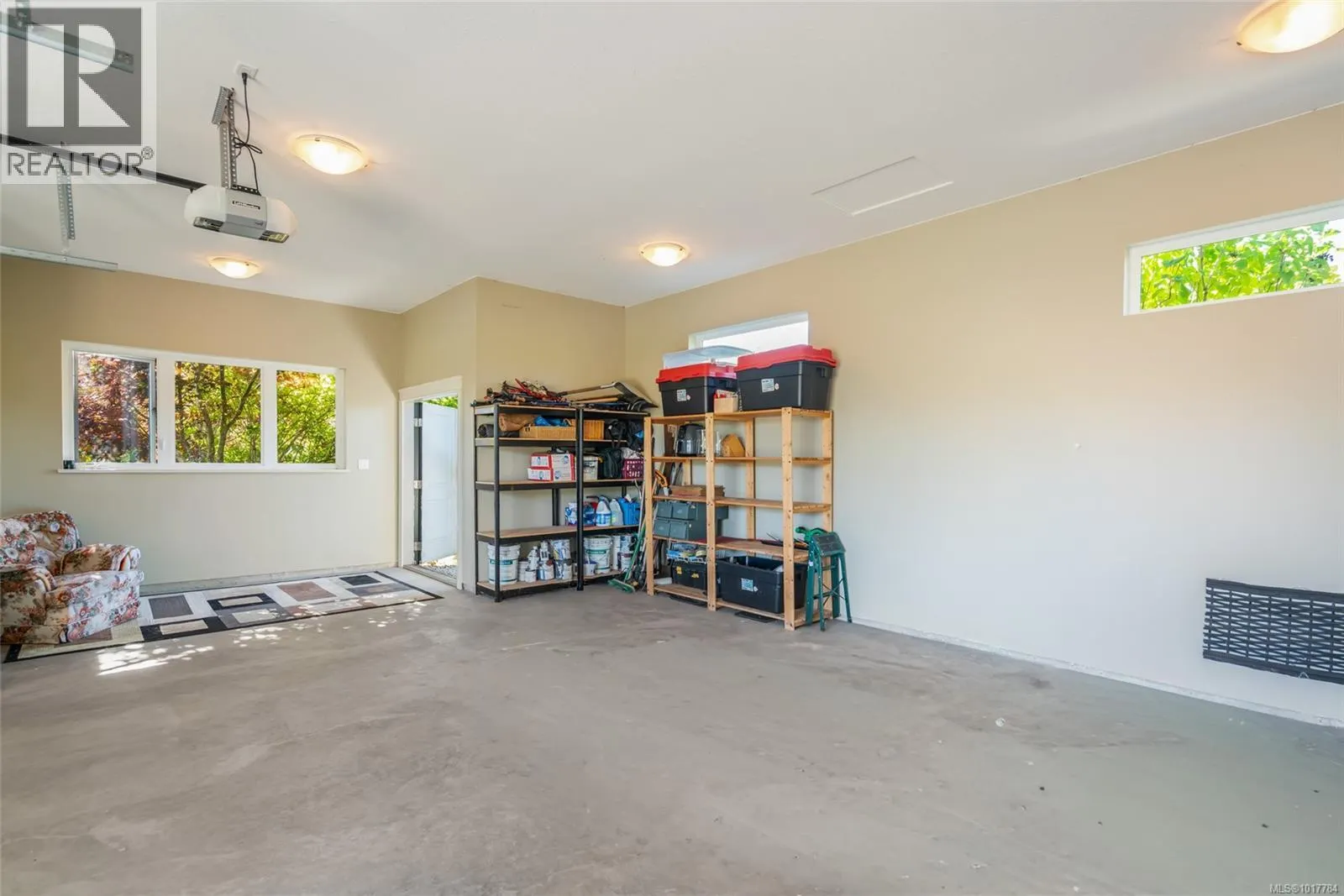3172 Royal Vista Way