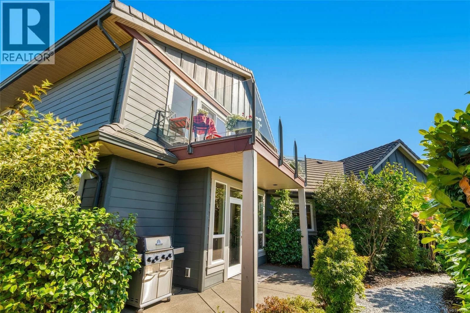 3172 Royal Vista Way
