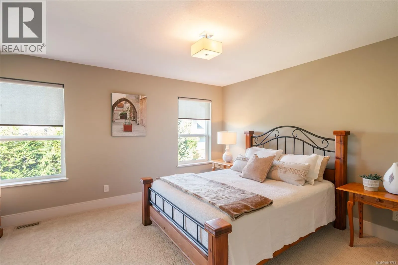 3172 Royal Vista Way