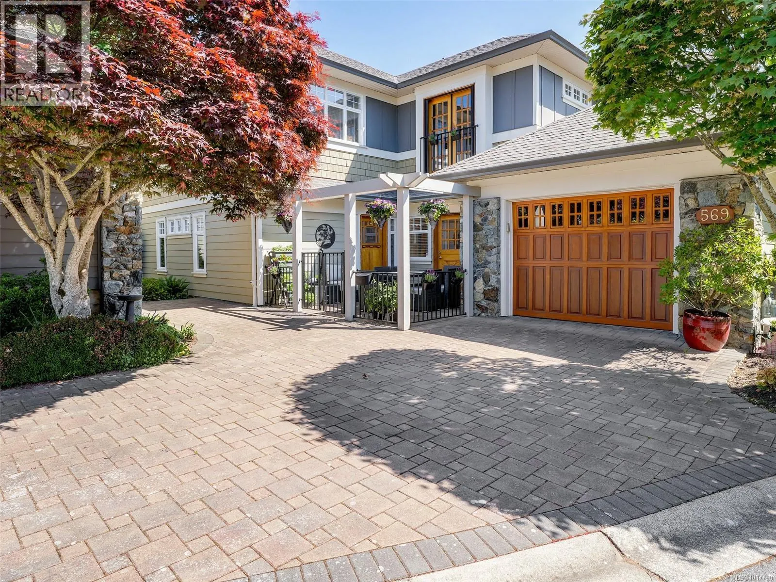 569 Caselton Pl