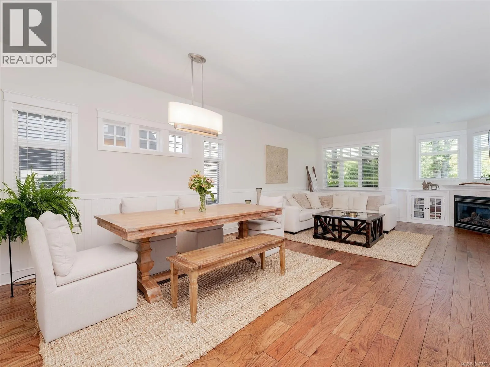 569 Caselton Pl
