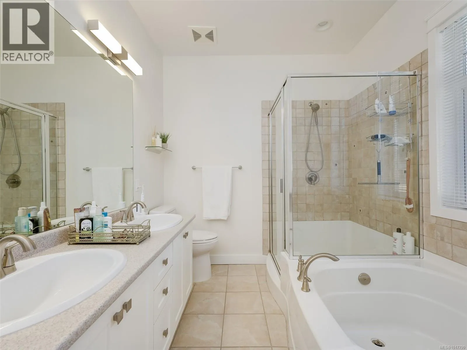569 Caselton Pl