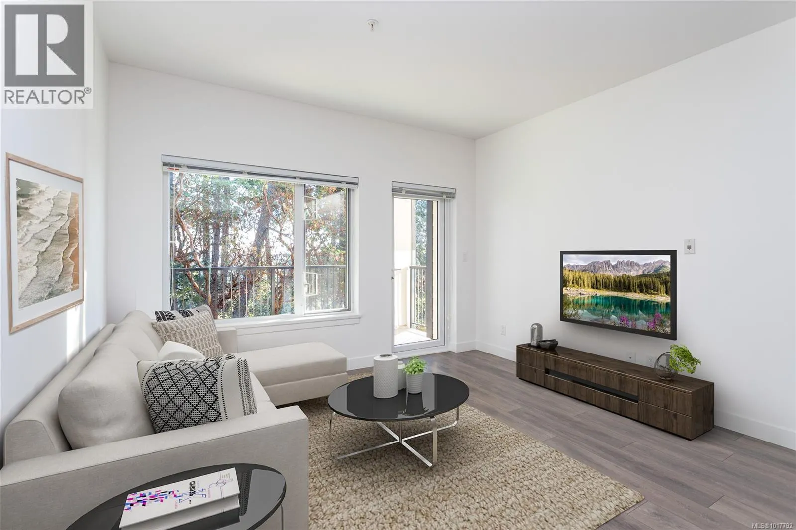 201 290 Wilfert Rd