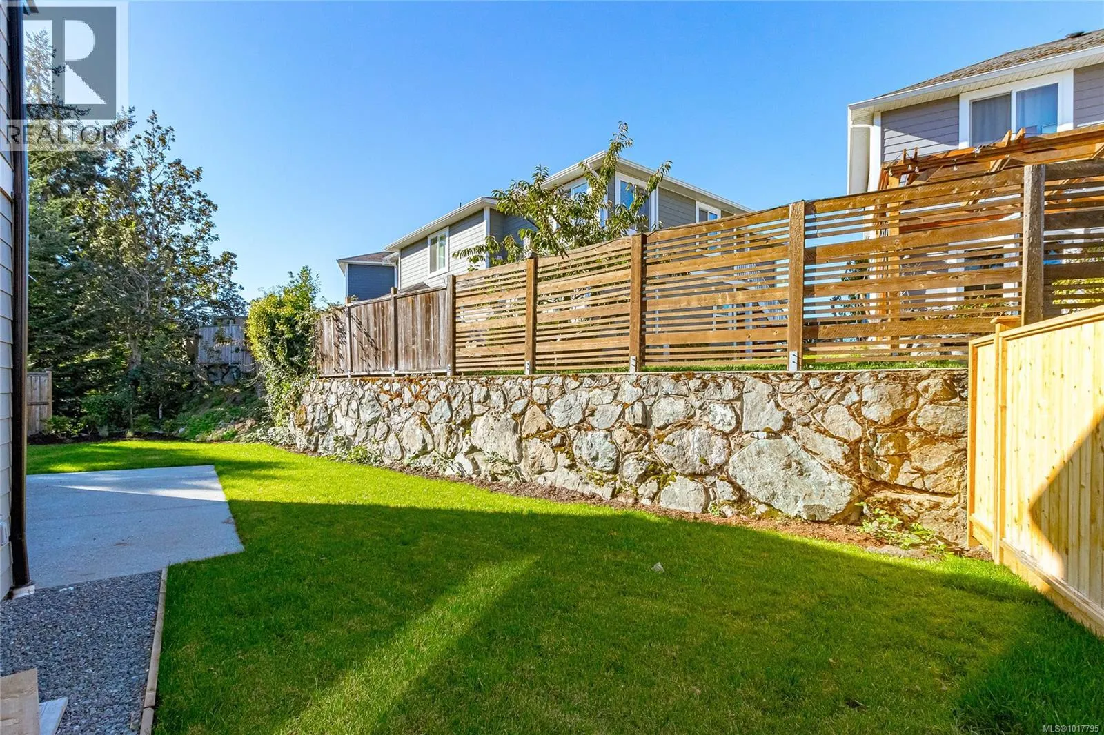 658 Wisteria Ridge