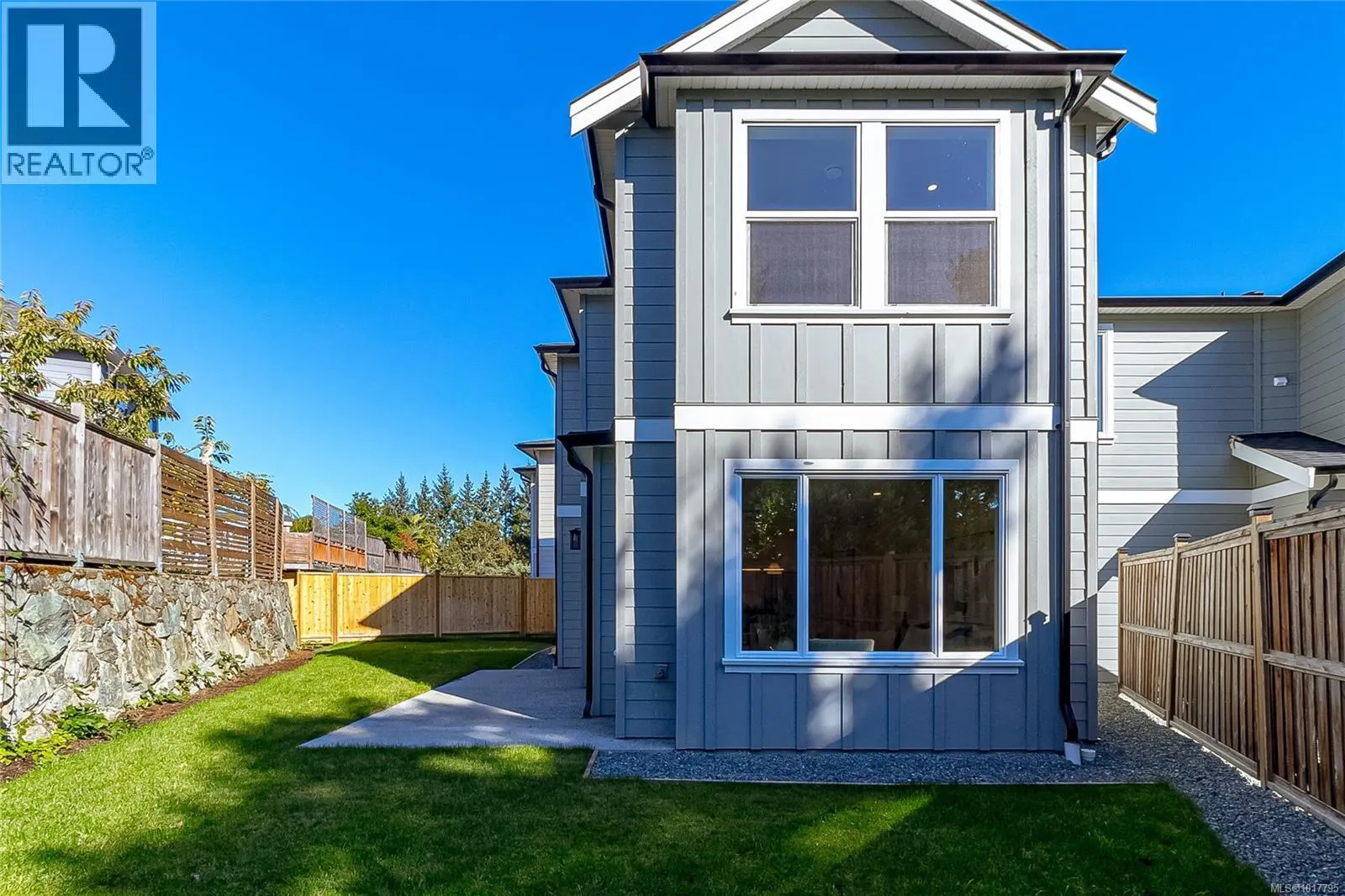 658 Wisteria Ridge