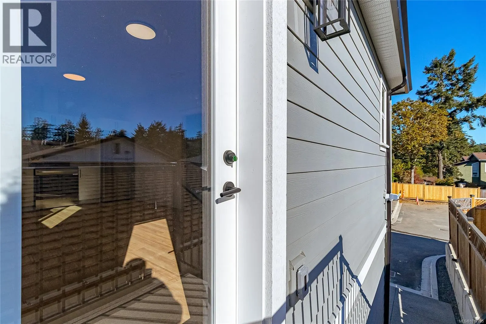 658 Wisteria Ridge