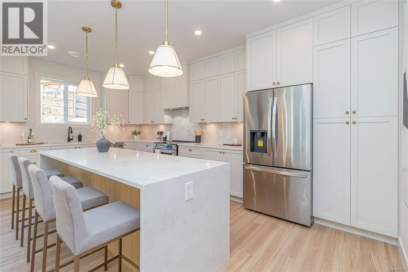 658 Wisteria Ridge