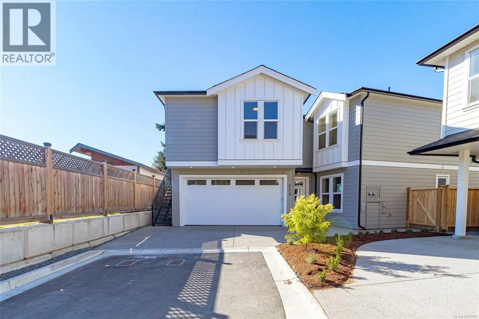 658 Wisteria Ridge