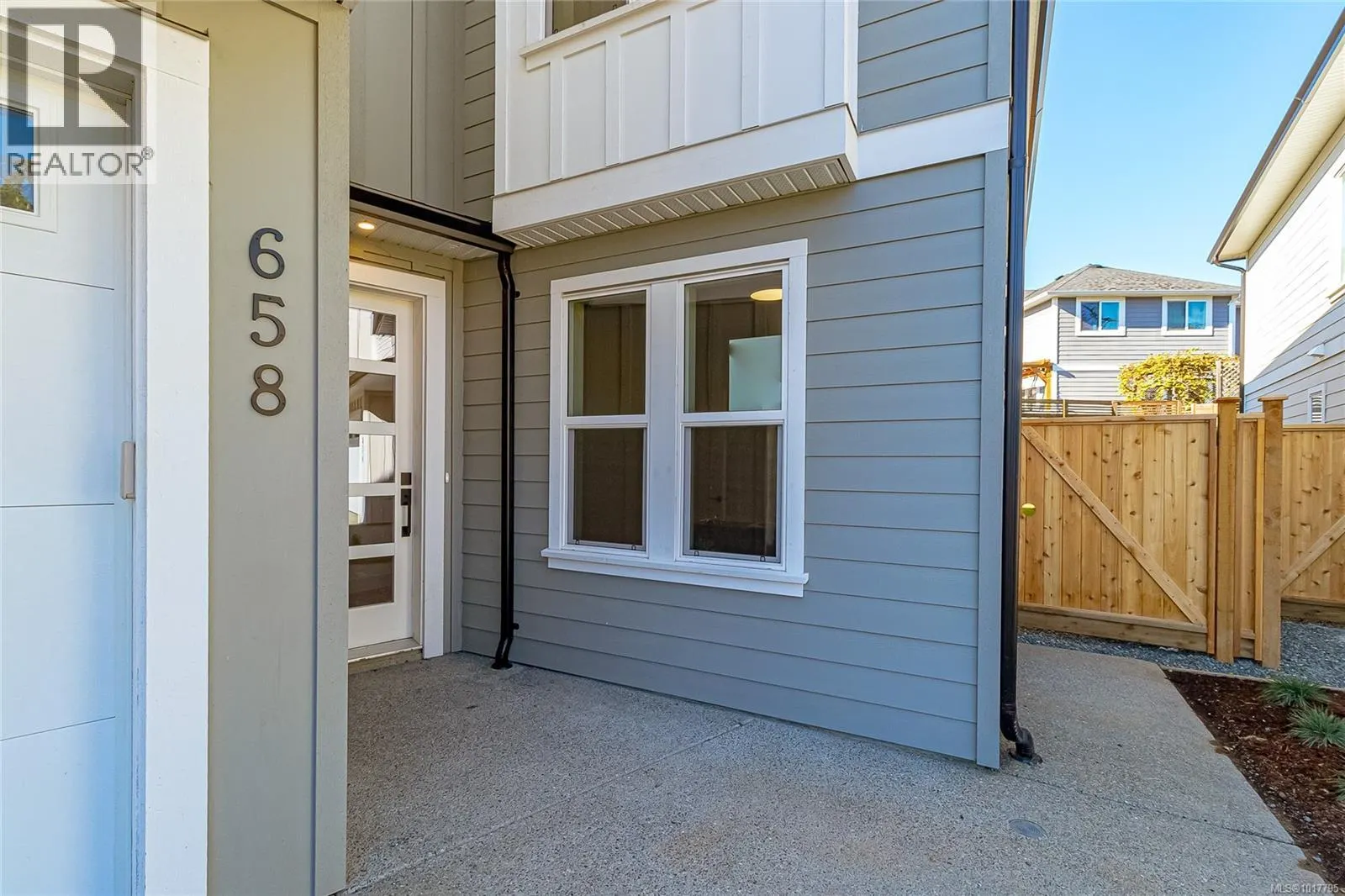 658 Wisteria Ridge