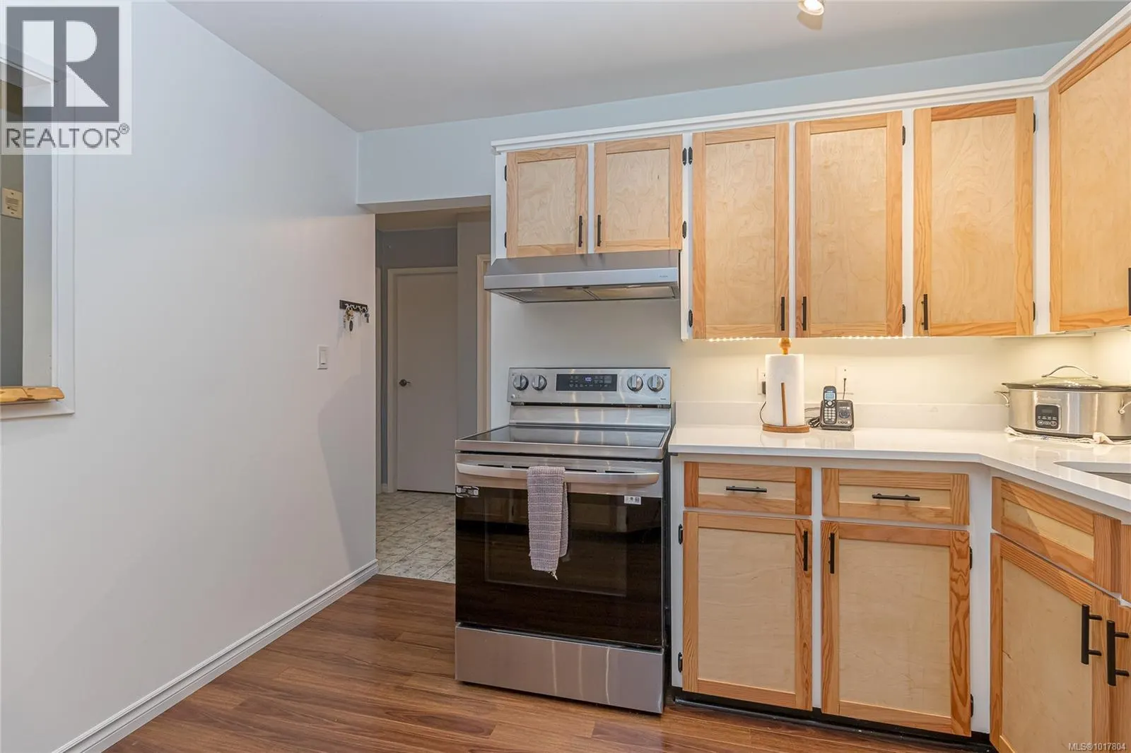 310 1490 Garnet Rd
