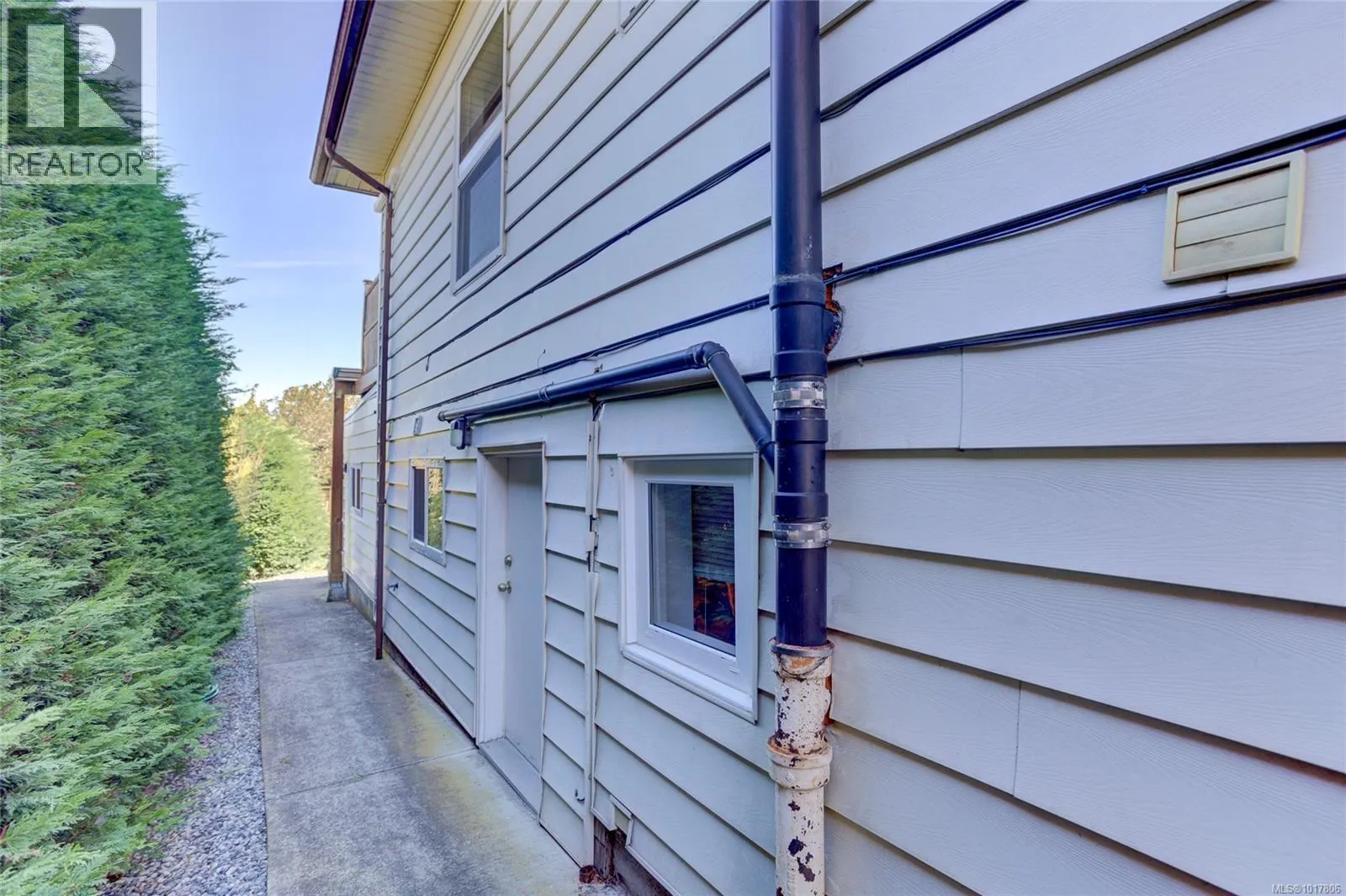 58 Pine St