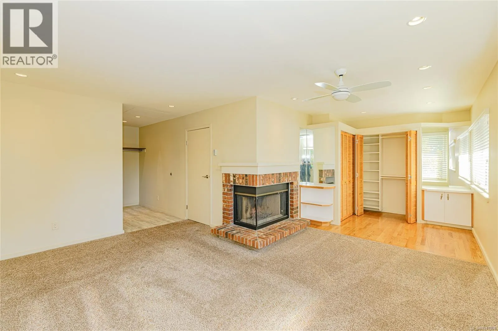 7 Governors Point Rd