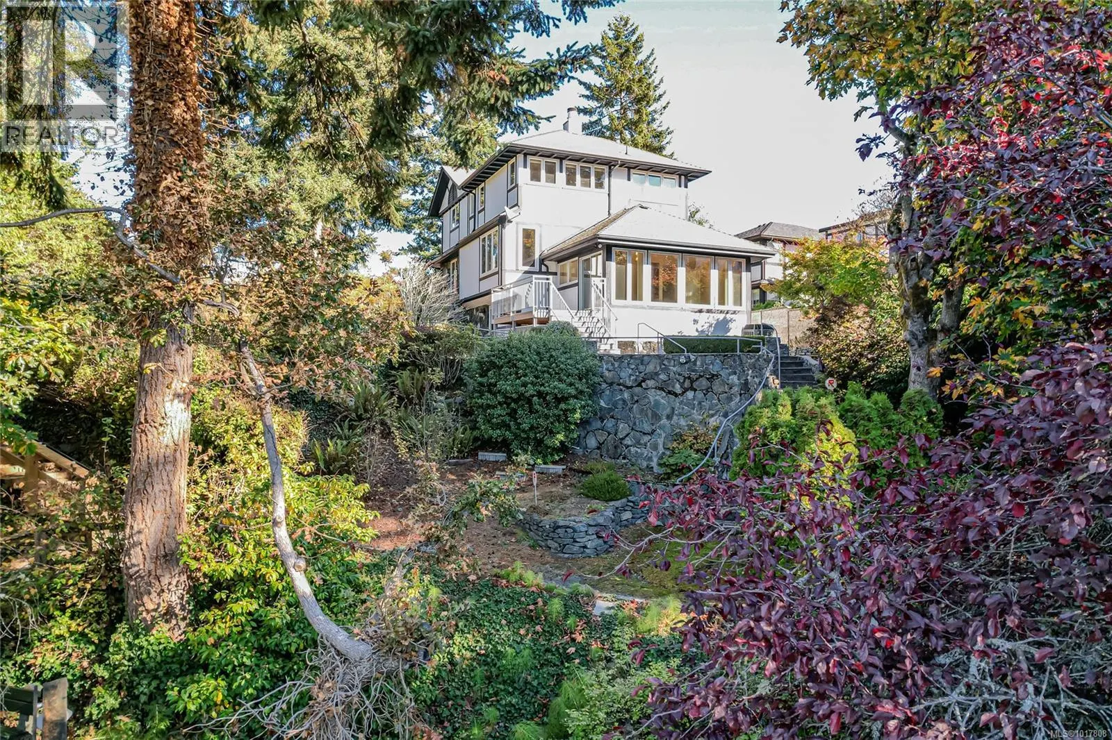 7 Governors Point Rd