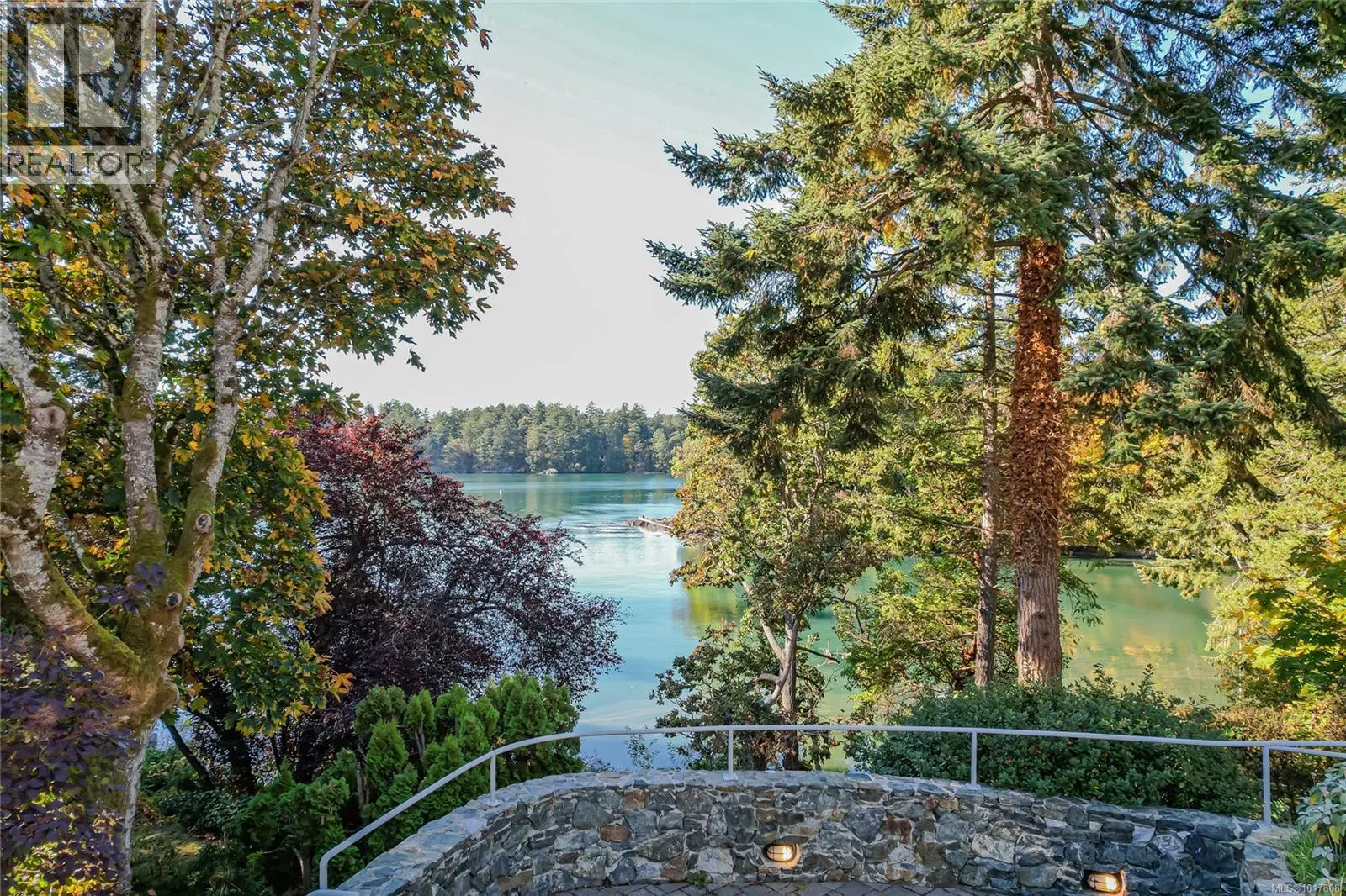 7 Governors Point Rd